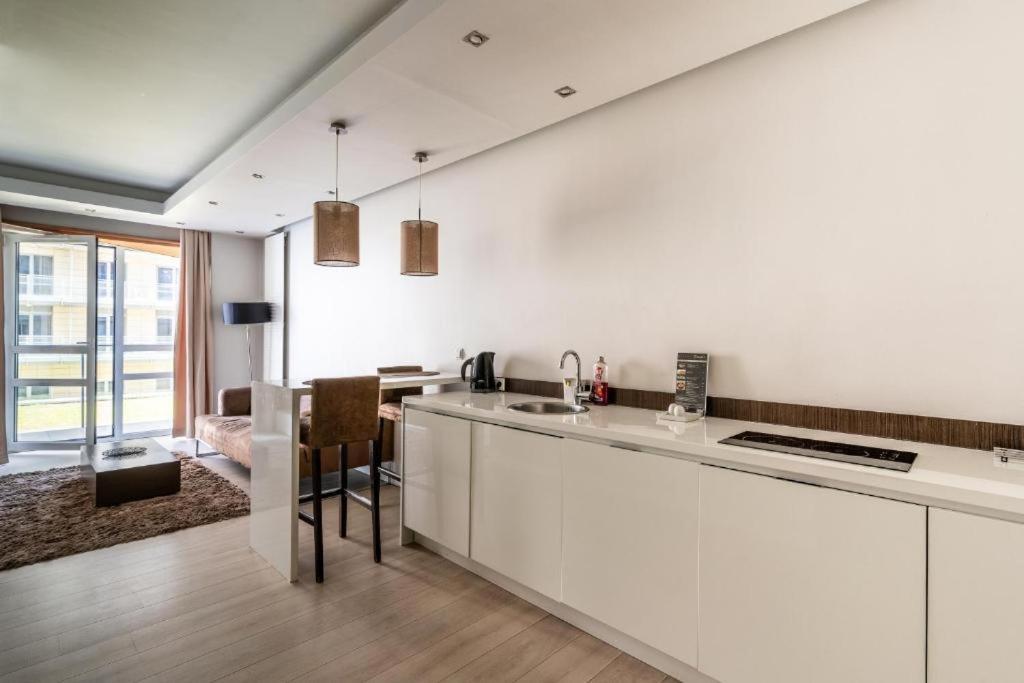 Platinum Tower - City Center - Golden Apartments Warsaw Ngoại thất bức ảnh